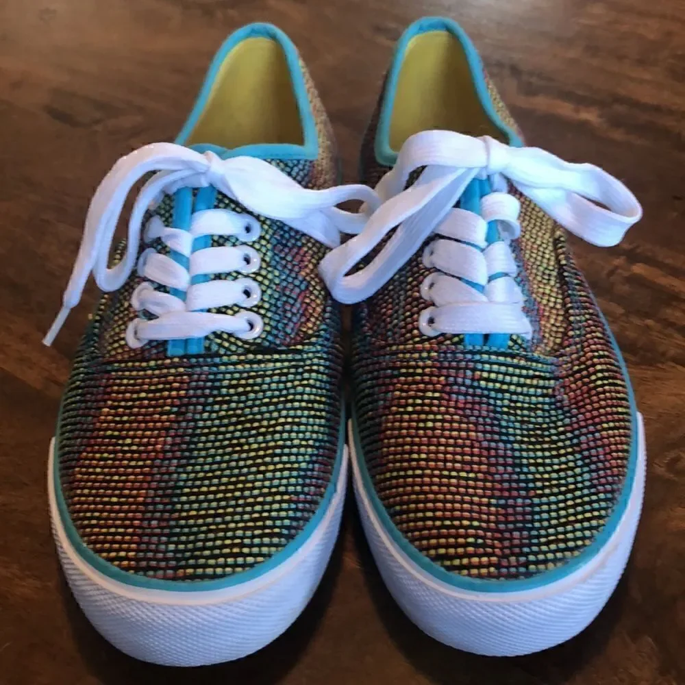 Joe‎ Boxer Rainbow Knit Textured Sneakers